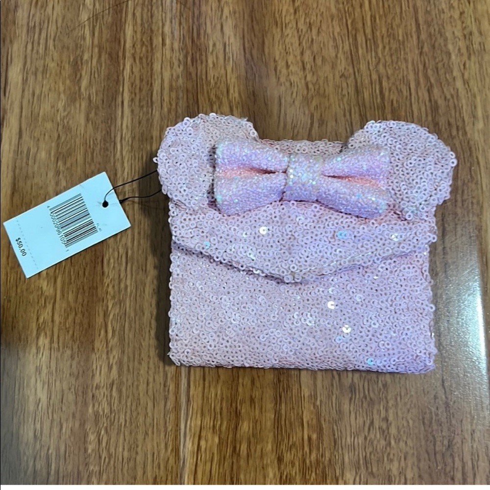 Disneyland light pink minnie mouse loungefly wallet